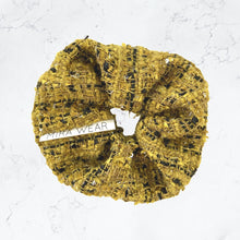 Load image into Gallery viewer, Handmade Linen/ Boucle scrunchie
