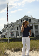 Load image into Gallery viewer, Navy Short Sleeve Linen Shirt
